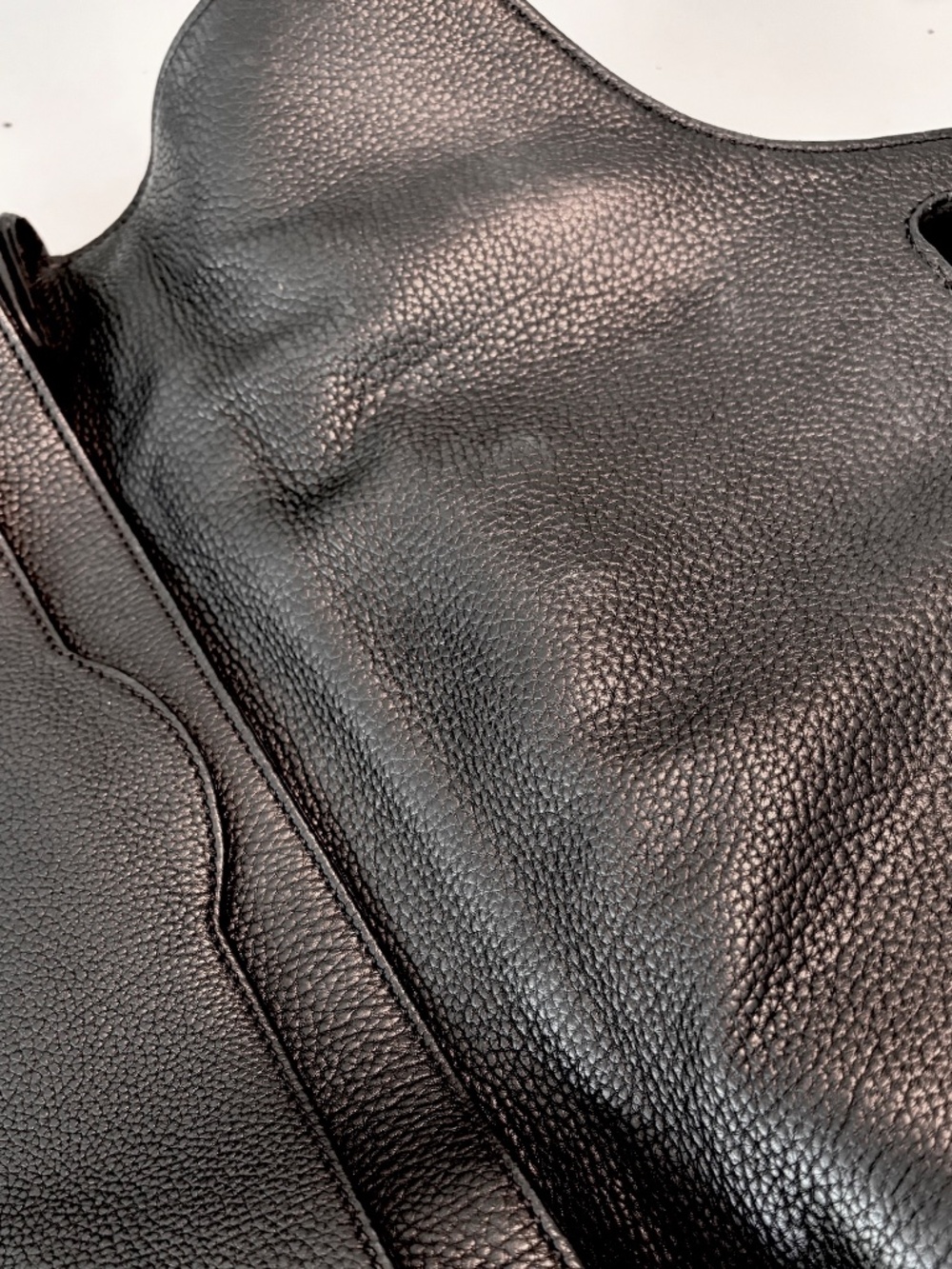 Balenciaga Black pebbled leather shoulder bag, good condition - Picture 4 of 15